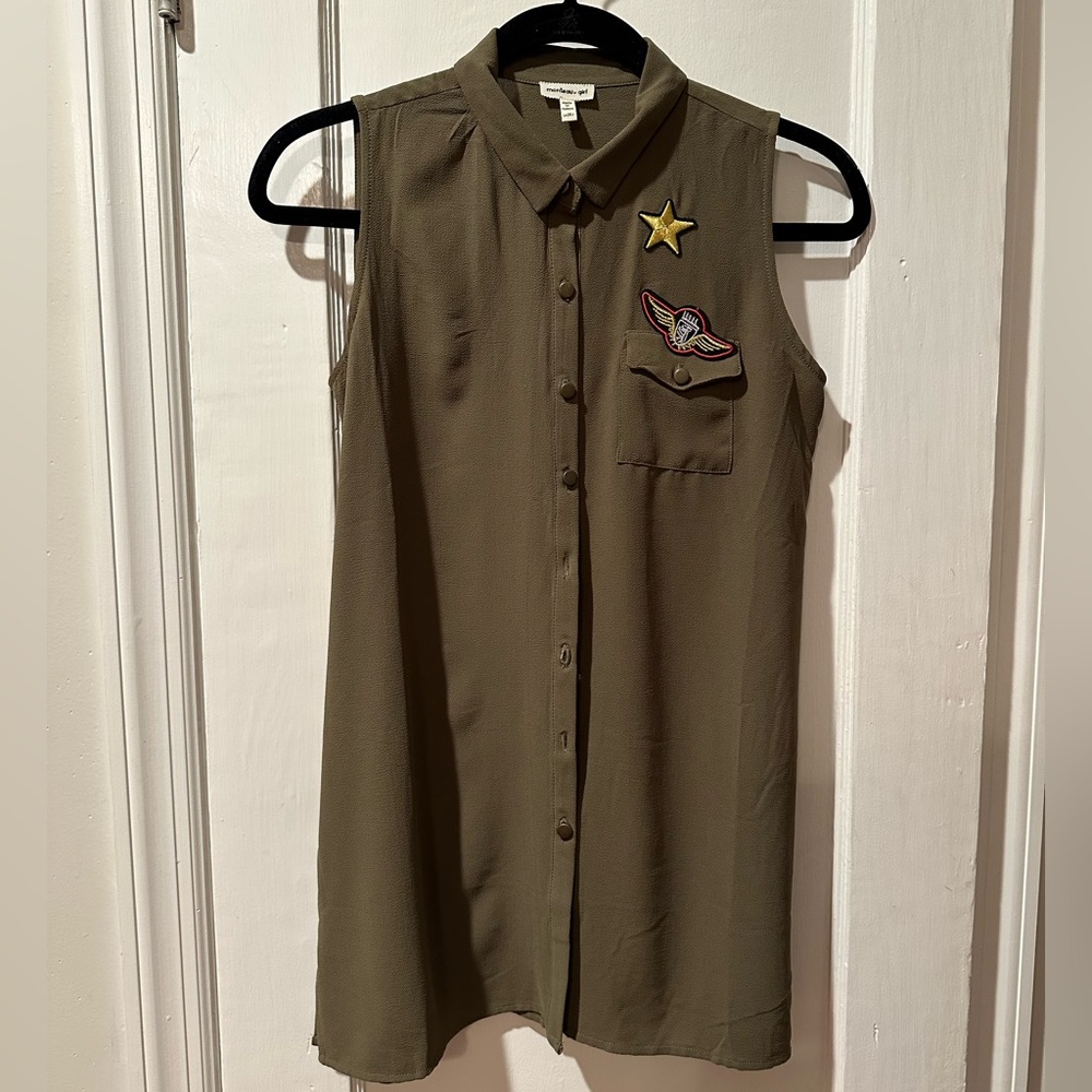 ✨Monteau Girl Camo Green Top